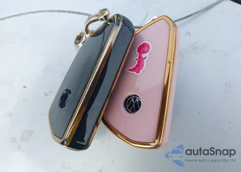 2025 Volkswagen Atlas 2.0T Sel from USA, damaged, VIN 1V2BR2CA5SC500329